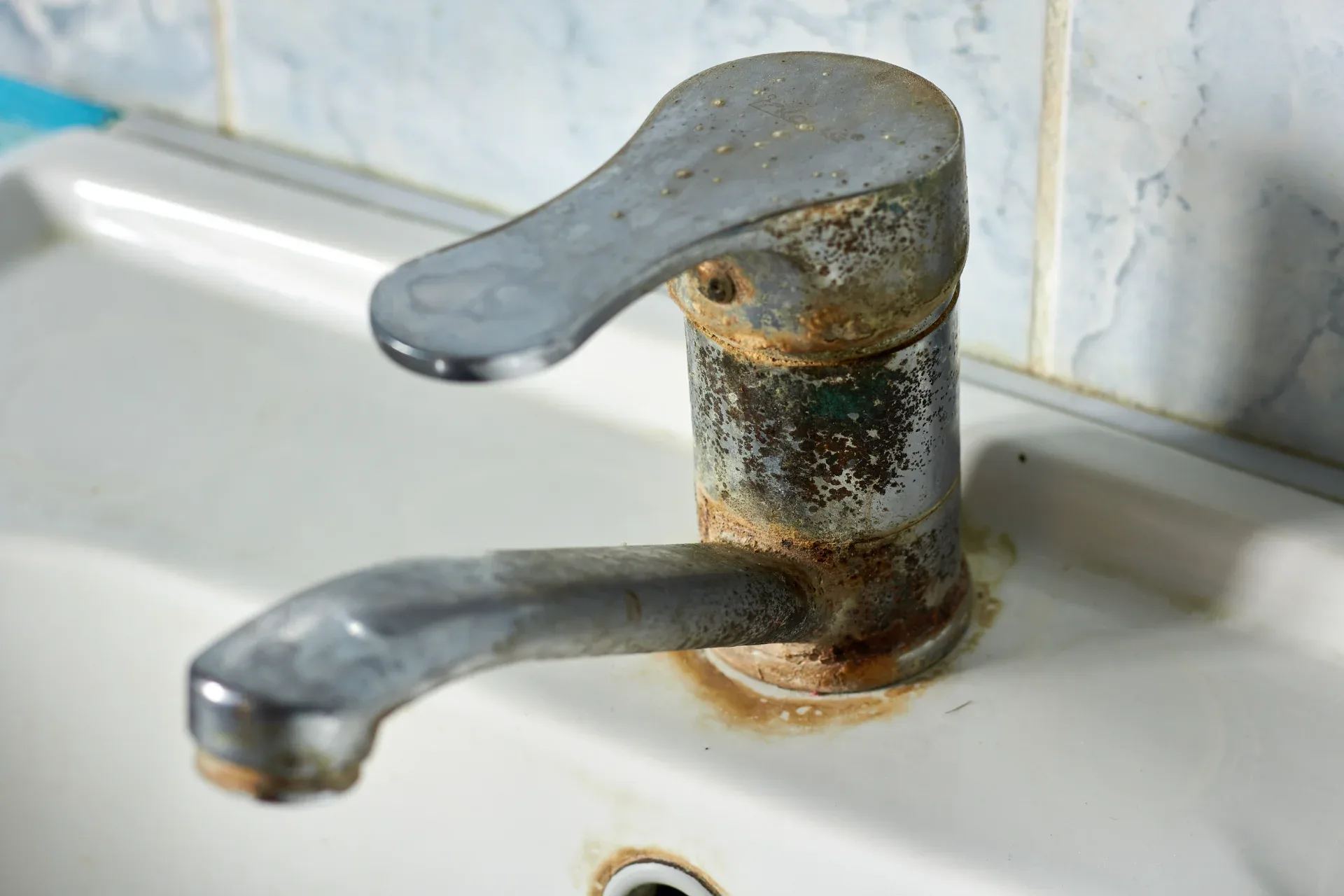 faucet repair near me oshawa